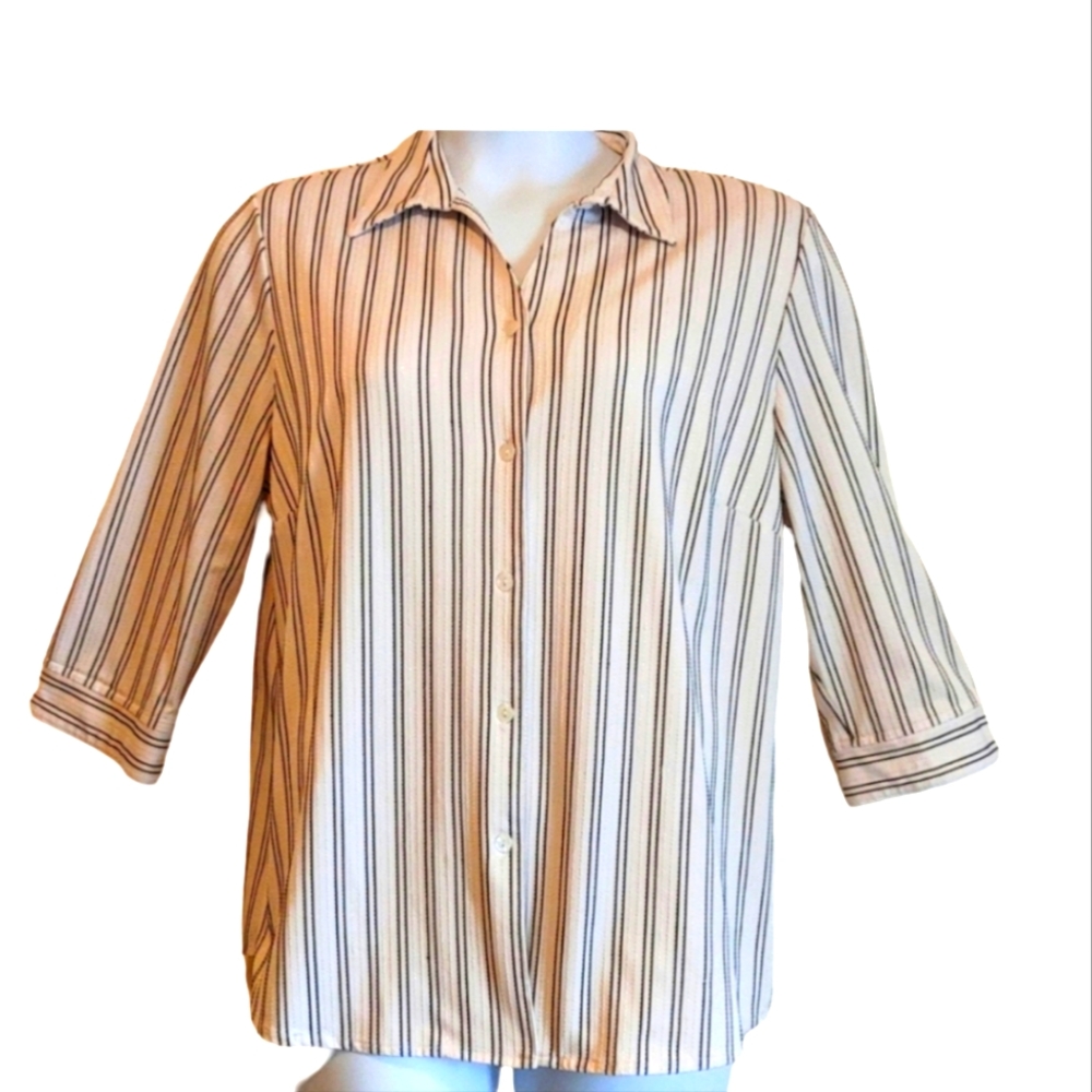 Allison Daley size 16, black & white 3/4 sleeve blouse